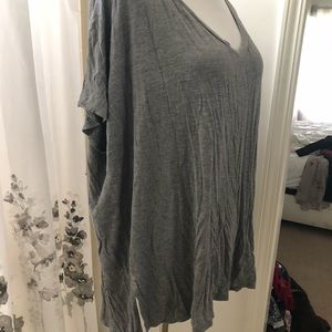 Tops - Grey T-shirt Tops - Grey T-shirt